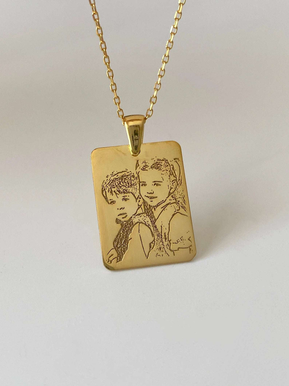 Photo Engraved Pendant – Personalized Custom Metal Necklace