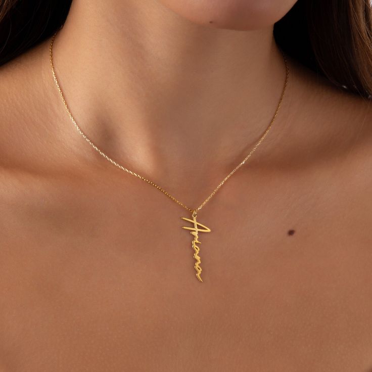 Vertical Name Necklace – Personalized Custom Jewelry