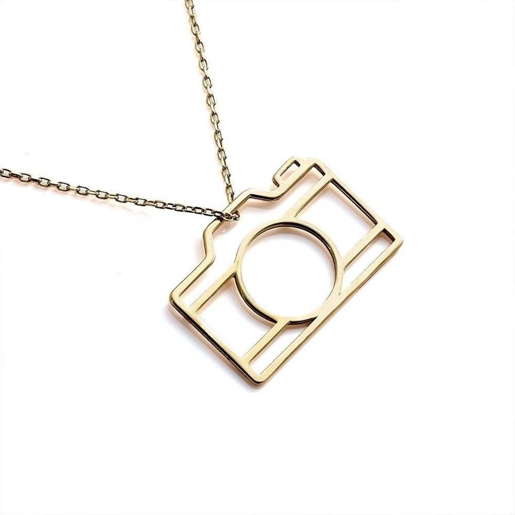 Camera Charm Necklace – Unique Pendant for Photographers